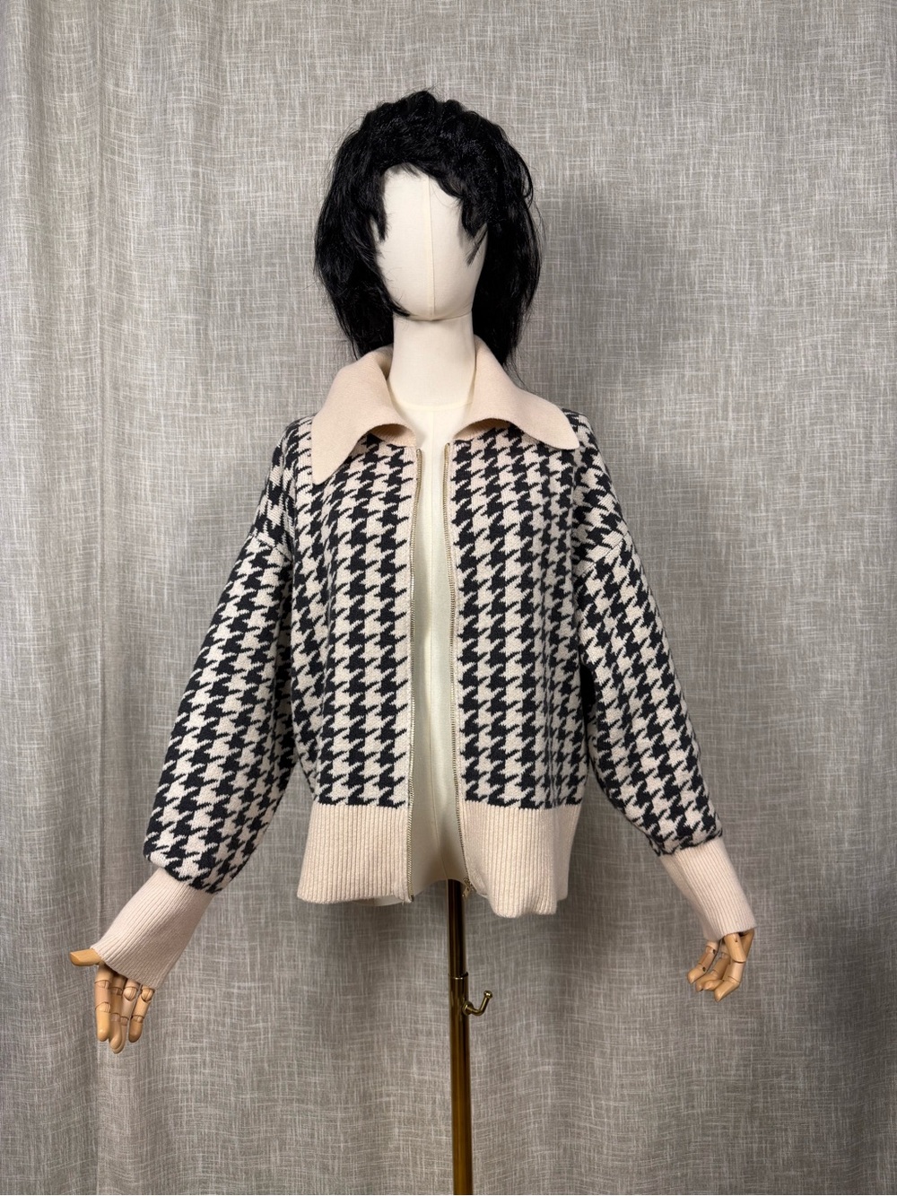 LOFT Houndstooth Knit Zip Jacket in Black & Cream